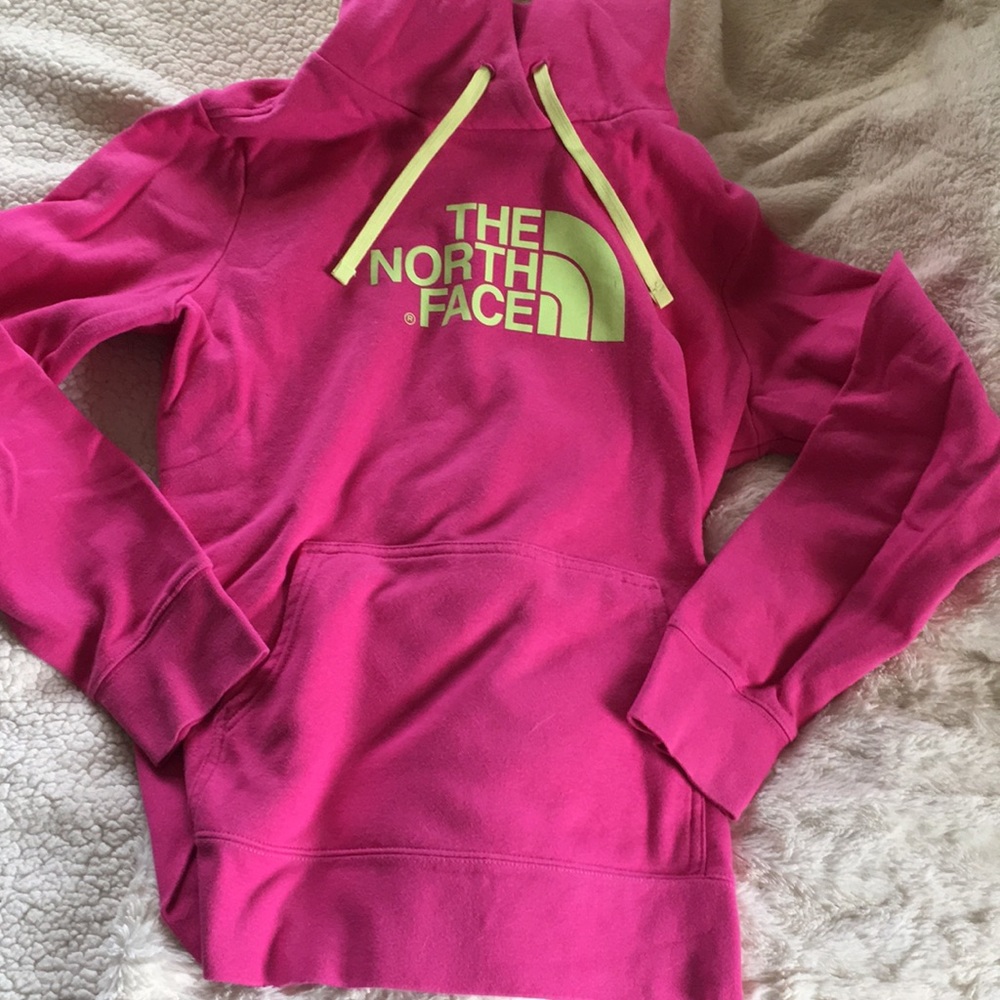Women’s North Face Sweatshirt